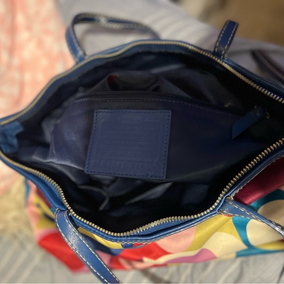 Coach Signature C Multi Color Scarf Pattern Crossbody - Picture 2 of 4